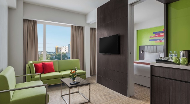 Люкс c 1 комнатой Park Inn By Radisson Clark