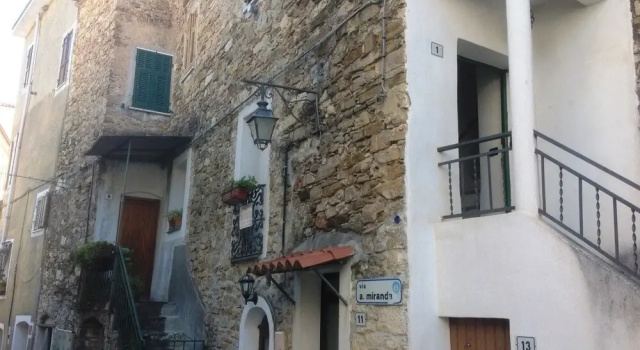 Antica Casa in Pietra, Забронировать Отель Отели Ривьера-дей-Фьори с парковкой, Парковка