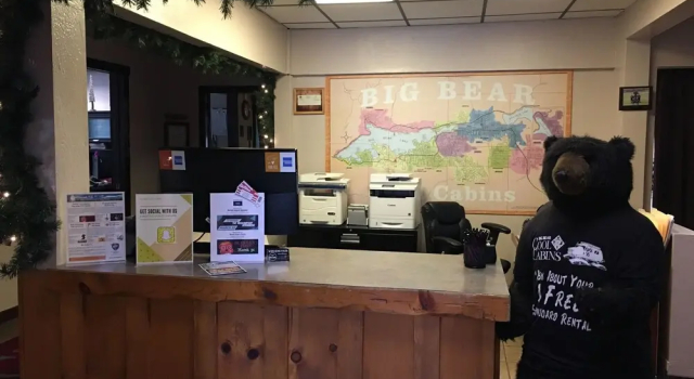 Merry Beary, Забронировать Отель Мунридж США, рядом с Поле для гольфа Gold Mine