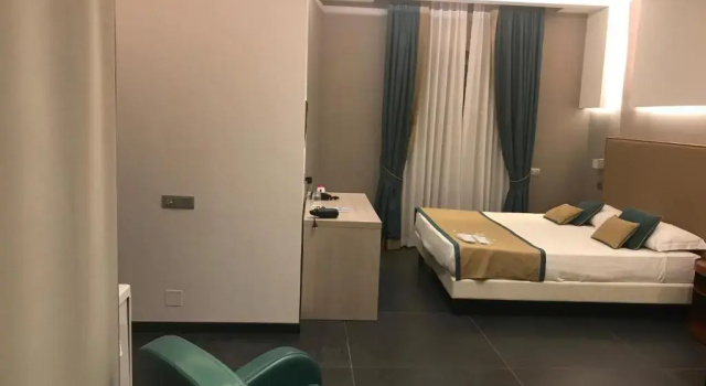 Двухместный люкс Mediterranea Hotel & Convention Center