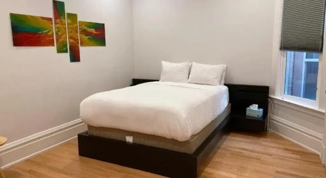 Коттедж с 4 комнатами 3BR/2BA Remodeled flat in Heart of Castro