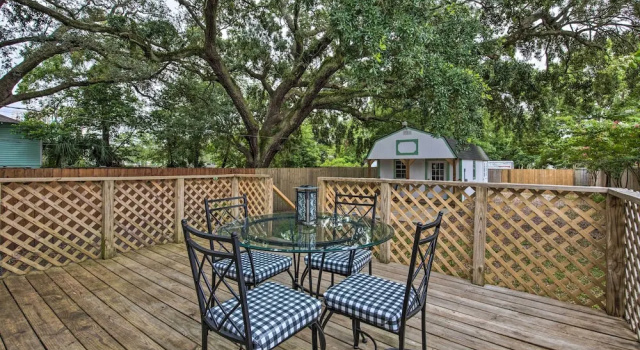 Gulfport Bungalow by Jones Park/beach Access!, Buchen Sie Ferienhaus Hotels in Mississippi mit Parkplatz, Parkplätze
