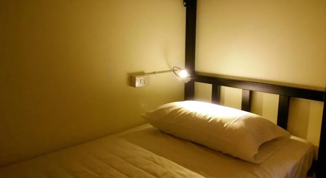 Relax Time Silom - Hostel