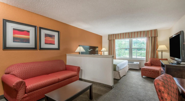 Quality Inn & Suites Conference Center