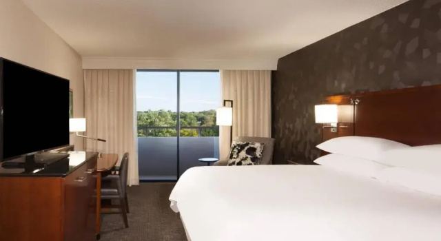 Номер Standard Omaha Marriott