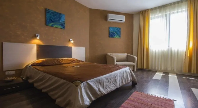 Hotel Coral, Забронировать Гостевой дом Аврен 