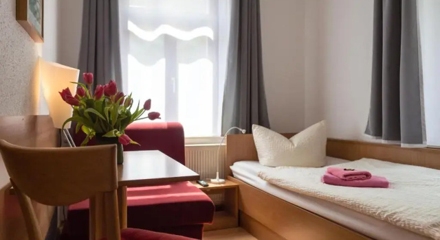 Номер Standard Pension an der Pillnitzer Schlossfähre