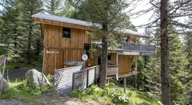 Modern Cottage With Whirlpool, Забронировать Дом для отпуска Отели Туррахер-Хёэ с парковкой, Парковка