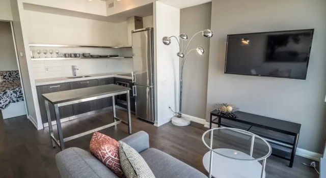 Pinnacle Suites - 2Br Suite, Забронировать Отель Торонто Greater Toronto Area, рядом с Kiever Synagogue