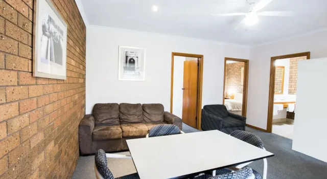 Люкс Standard Sportslander Motor Inn