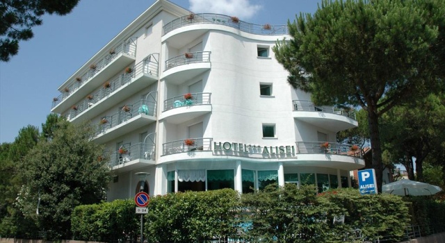 Hotel Alisei, Забронировать Отель СПА-отели Линьяно-Саббьядоро, SPA-услуги