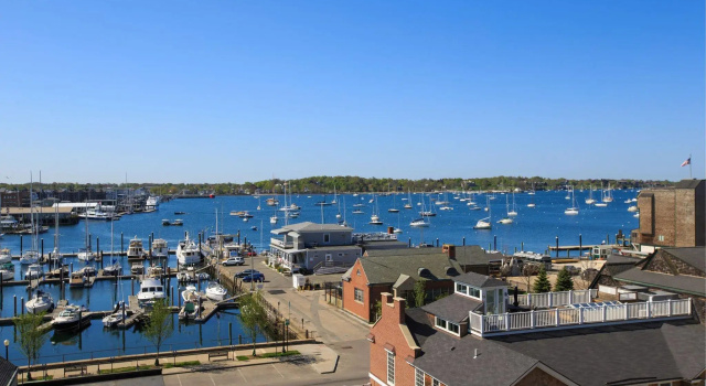 Двухместный номер Standard с видом на воду Newport Marriott Hotel & Spa