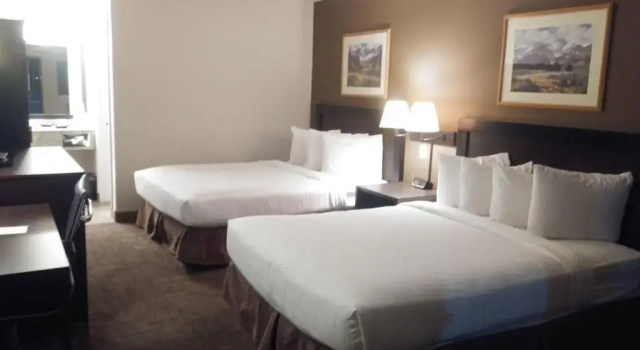 Четырёхместный номер Standard Sugarloaf Mountain Motel