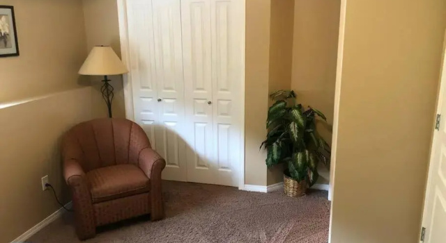 Paradise Canyon Golf Resort, Luxury Condo M409, Rezerwuj Hotel Hotele w Alberta z parkingiem, Parking