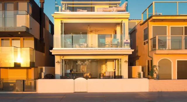 3312 W Ocean Front Ban 4 Bedroom Home, Забронировать Дом для отпуска Ньюпорт-Бич Beach Cities Orange County