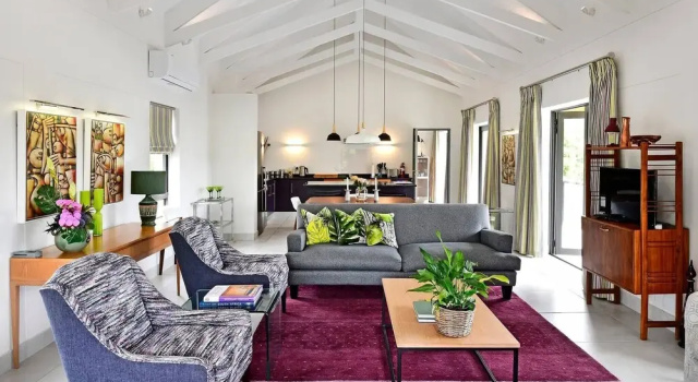 Small Wonder Guest Villa With Private Pool, Забронировать Гостевой дом Отели Франсхук с бассейном, рядом с Art de vivre Gallery, Бассейн