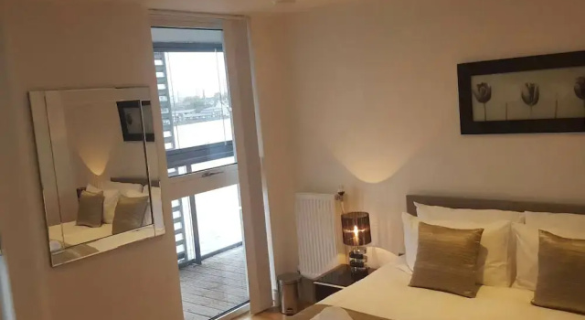 2 Bedroom Apartment on the River Thames, Забронировать Апартаменты/квартира Апартаменты Большого Лондона, Апартаменты/квартира
