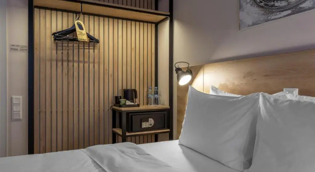 Двухместный номер Standard KONTRAKT Boutique Hotel