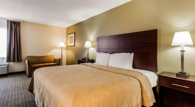 Econolodge Batesville, Rezerwuj Hotel Batesville Missisipi