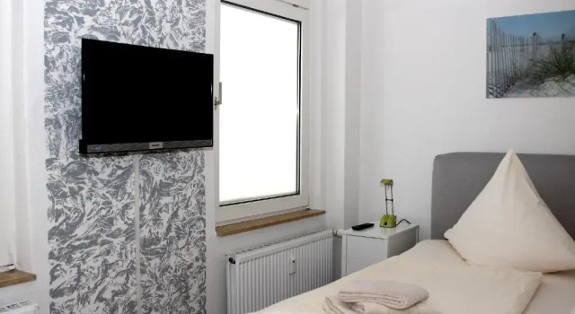 Haus Kluin Wohnung 2, Забронировать Отель Нордерней East Frisian Islands