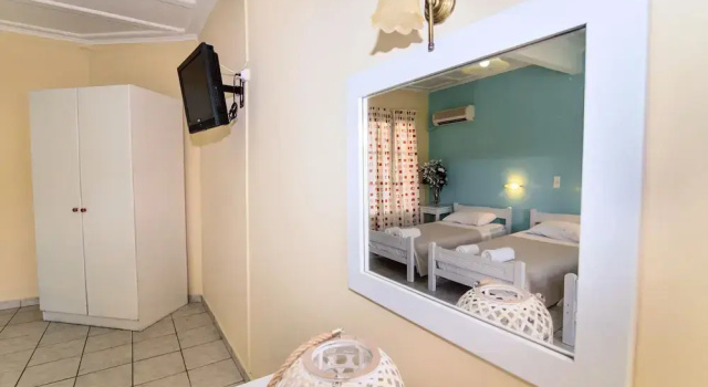 Номер Standard с балконом Apple Hotel
