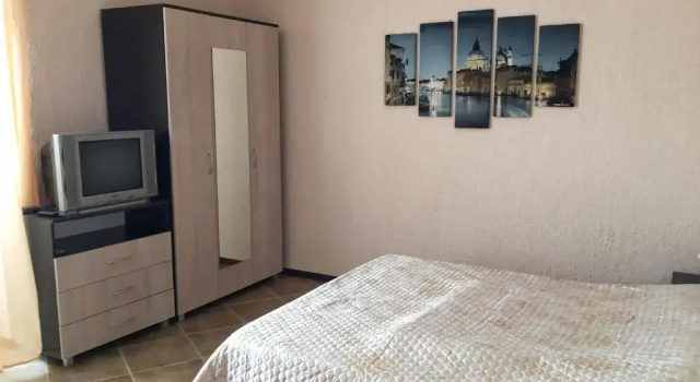 Guest house on Razdelnaya 17, Забронировать Гостевой дом Краснодар 