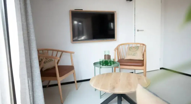 Modern Lodge With 2 Bathrooms, Near the Beach, Забронировать Дом для отпуска Виллы Zuid-Kennemerland, Вилла