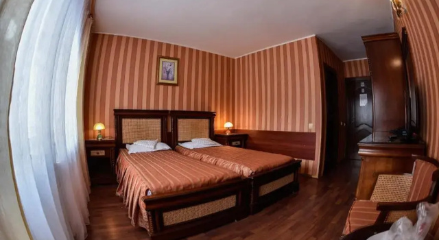 Двухместный номер Standard с балконом Hotel Select