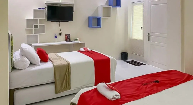 RedDoorz Syariah near PKOR Lampung, Забронировать Отель Бандар-Лампунг Суматра