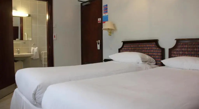 Двухместный номер Standard Centennial Hotel