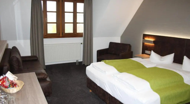 Трёхместный номер Standard Landhotel Geiselwind