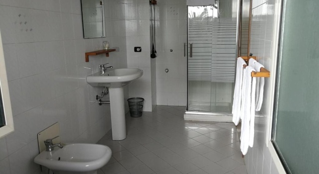 Standard- tredobbelt værelse AreA DomuS