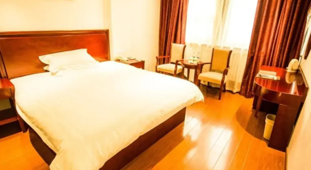 GreenTree Alliance Lianyungang Xinpu District Jiefangdong Rd Motor Cit, Book Hotel Taibei Jiangsu