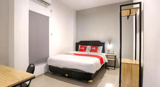 Standard- dobbelt værelse OYO 2409 Safara Guesthouse