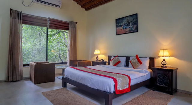 Номер Premium Jharna Resort-Navegaon Gate