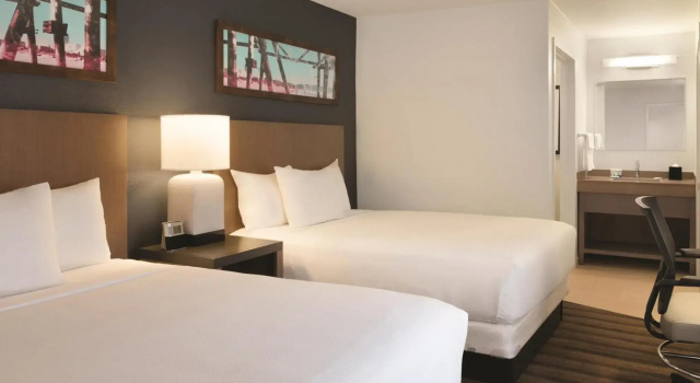 Четырёхместный люкс Hyatt House Miami Airport