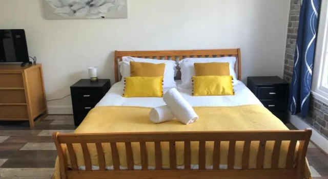 Апартаменты Deluxe Cornish Property Management - River Street
