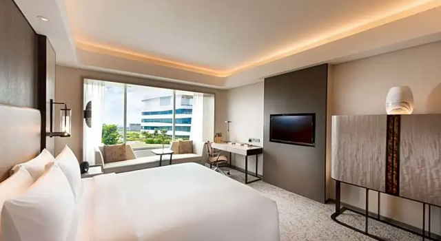 Двухместный номер Executive Conrad Manila