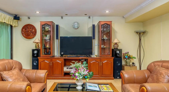 Villa Navin Beach Residence