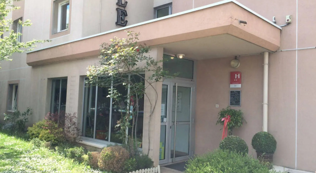 Hôtel Alliance - Proche Paris, Забронировать Отель Жуанвиль-ле-Пон Val de Marne