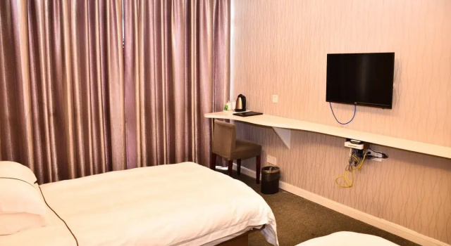 Super 8 Hotel Yiwu Binwang