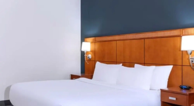 Двухместный номер Standard с балконом Courtyard by Marriott Tampa North/I-75 Fletcher