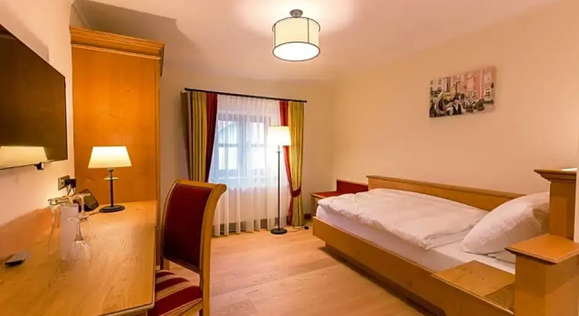 Номер Standard Hotel & Gaststätte zum Erdinger Weißbräu
