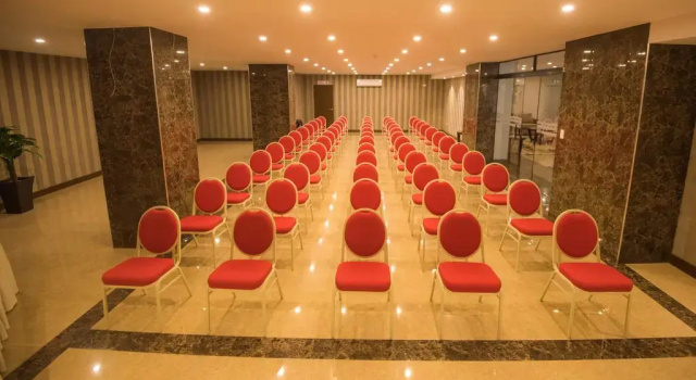 ROLES Hotel, Забронировать Отель Отели департамента Чукисака 3 звезды, 3*