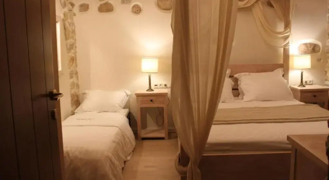 Vetilios Lithos boutique hotel