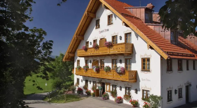 Landhotel Hoisl-Bräu, Забронировать Отель Пенцберг Pfaffenwinkel