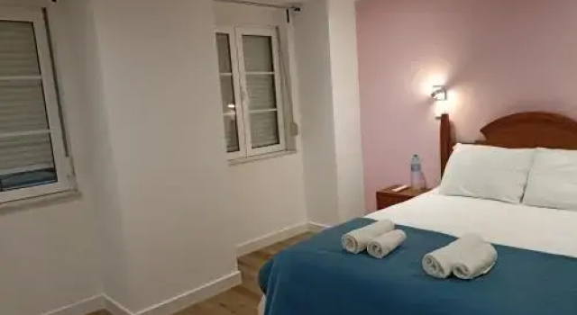 Martim Moniz 28 Guest House, Забронировать Гостевой дом Санта-Мария-Майор 