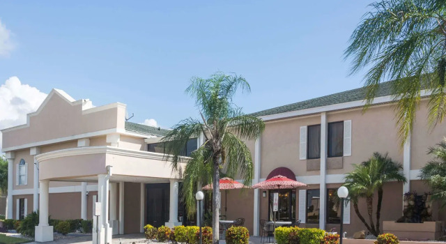 Travelodge - Fort Myers, Rezervați Hotel Fort Myers Fort Myers Area