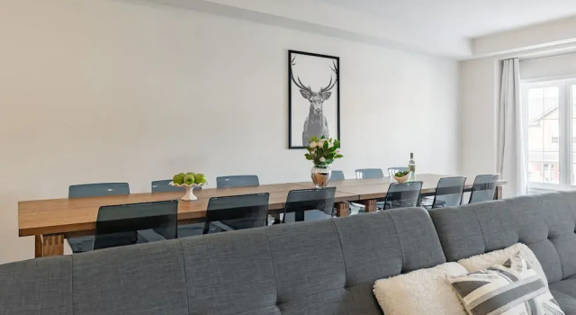 Superb Brand New Spacious Town Home, Забронировать Отель Оквилл Hamilton, Halton and Brant