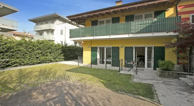 Star Apartment in Arco, Забронировать Апартаменты/квартира Отели Alto Garda e Ledro с парковкой, Парковка